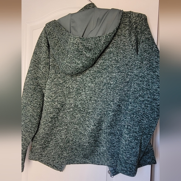 Eddie Bauer jacket - Picture 2 of 3